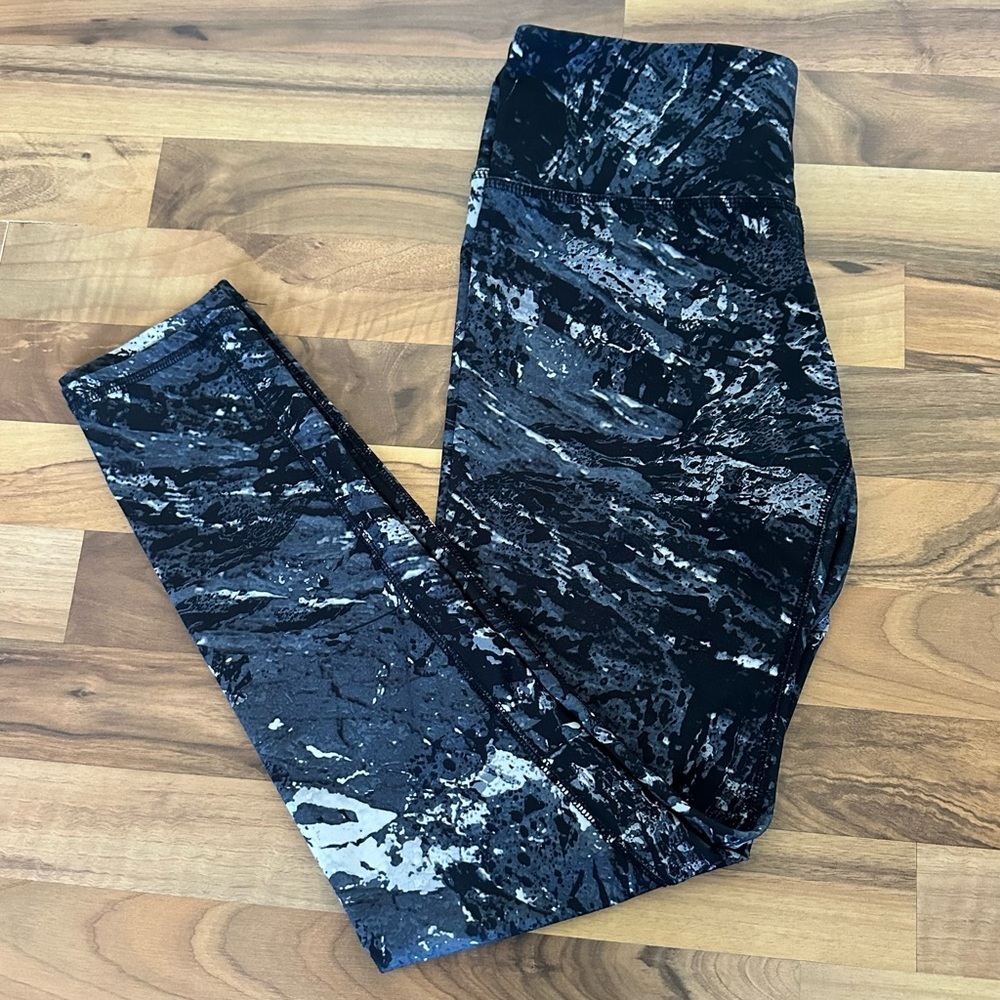 RBX Black and Gray Women’s marble-pattern High-Rise Leggins Size Medium